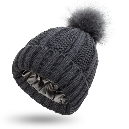Chaleur satinée, style pompon chic