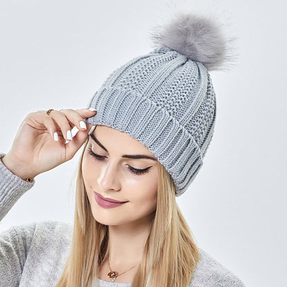 Chaleur satinée, style pompon chic
